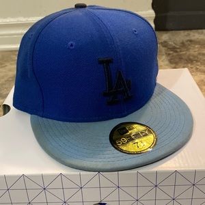 Blue Los Angeles fitted hat